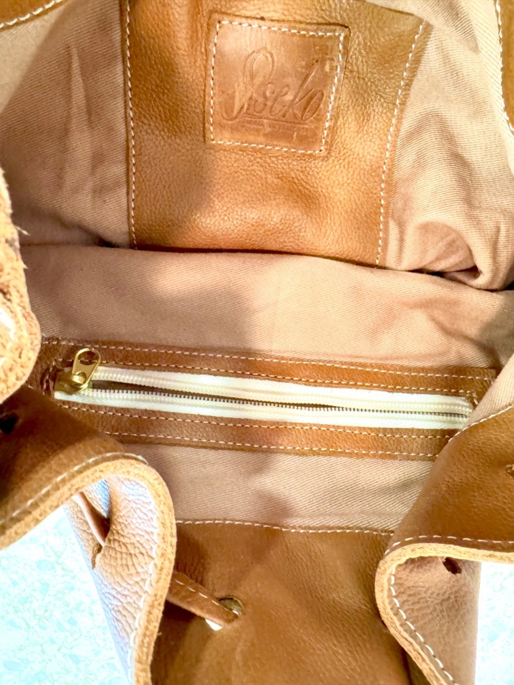 Tan 100% Leather Bucket Shoulder or Crossbody Bag by Sseko, Brass hardware - Picture 6 of 7